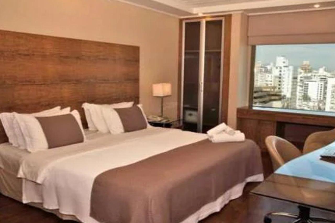 머제스틱 팰리스 호텔 Florianópolis 외부 사진 A room at the hotel