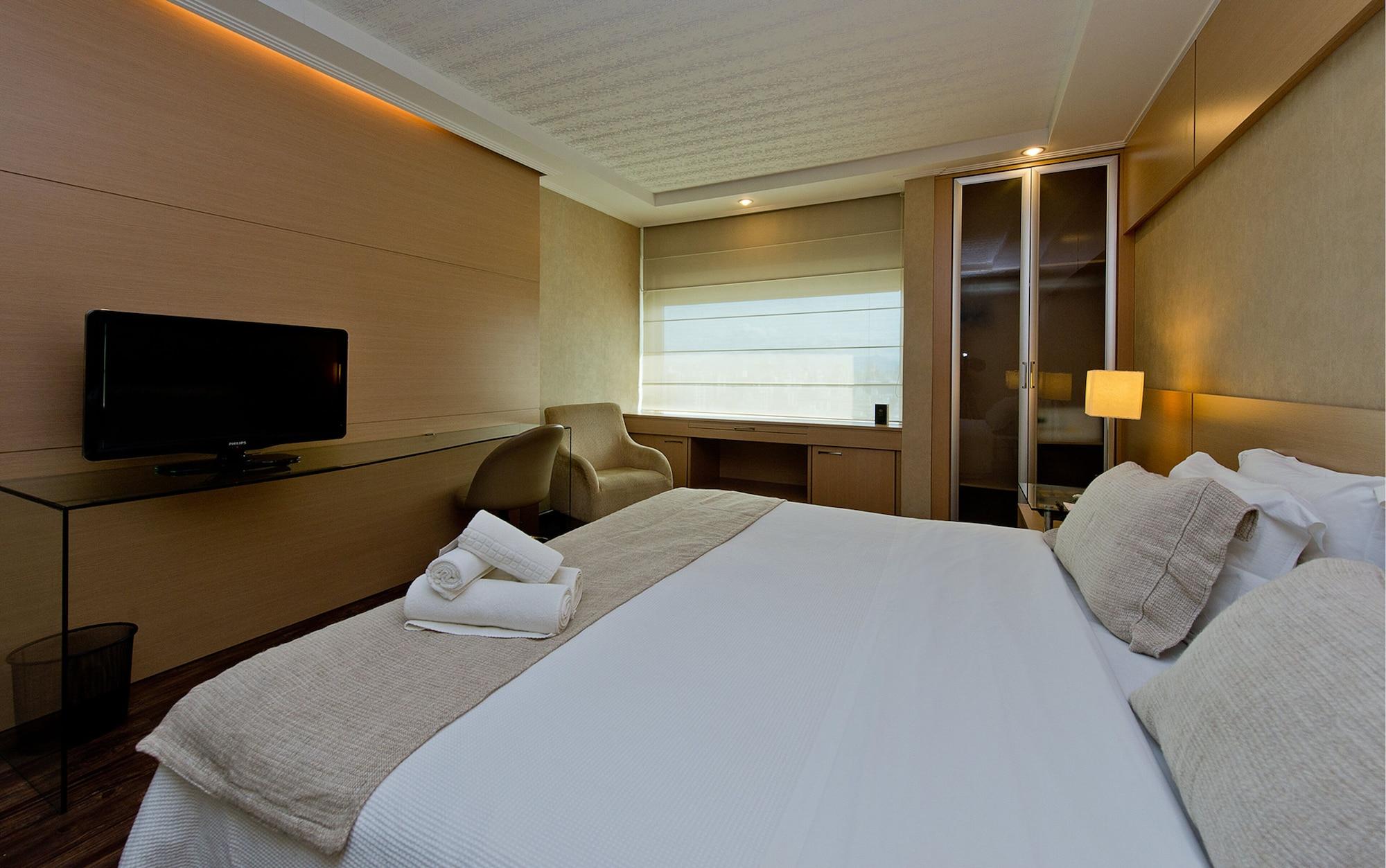 머제스틱 팰리스 호텔 Florianópolis 외부 사진 Guest cabin