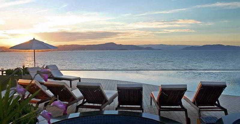 머제스틱 팰리스 호텔 Florianópolis 외부 사진 View from the pool