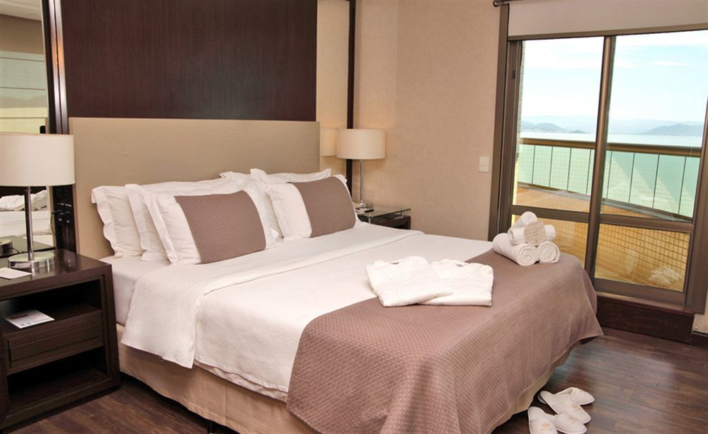머제스틱 팰리스 호텔 Florianópolis 외부 사진 A bedroom