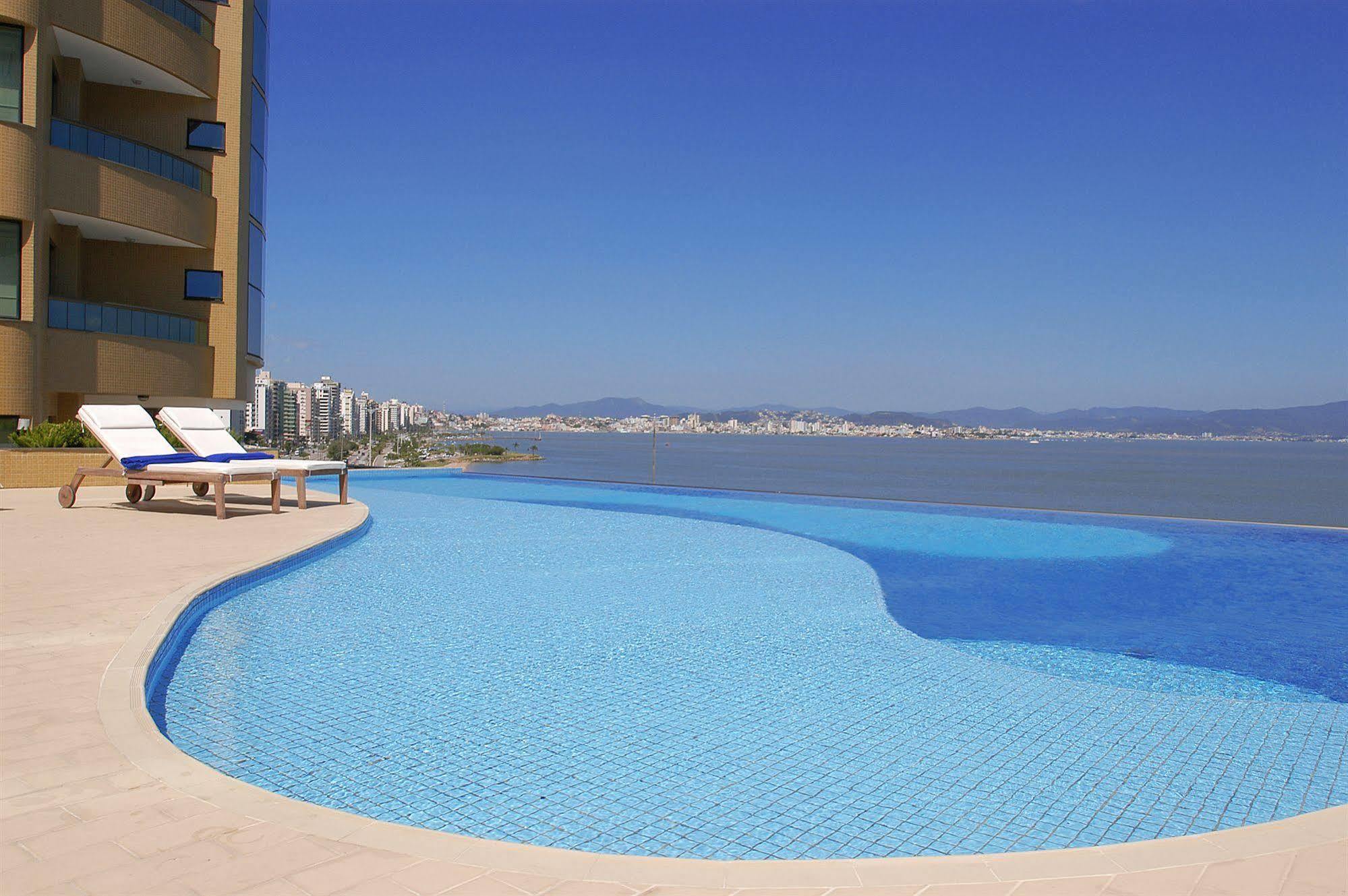 머제스틱 팰리스 호텔 Florianópolis 외부 사진 Infinity pool in Panama